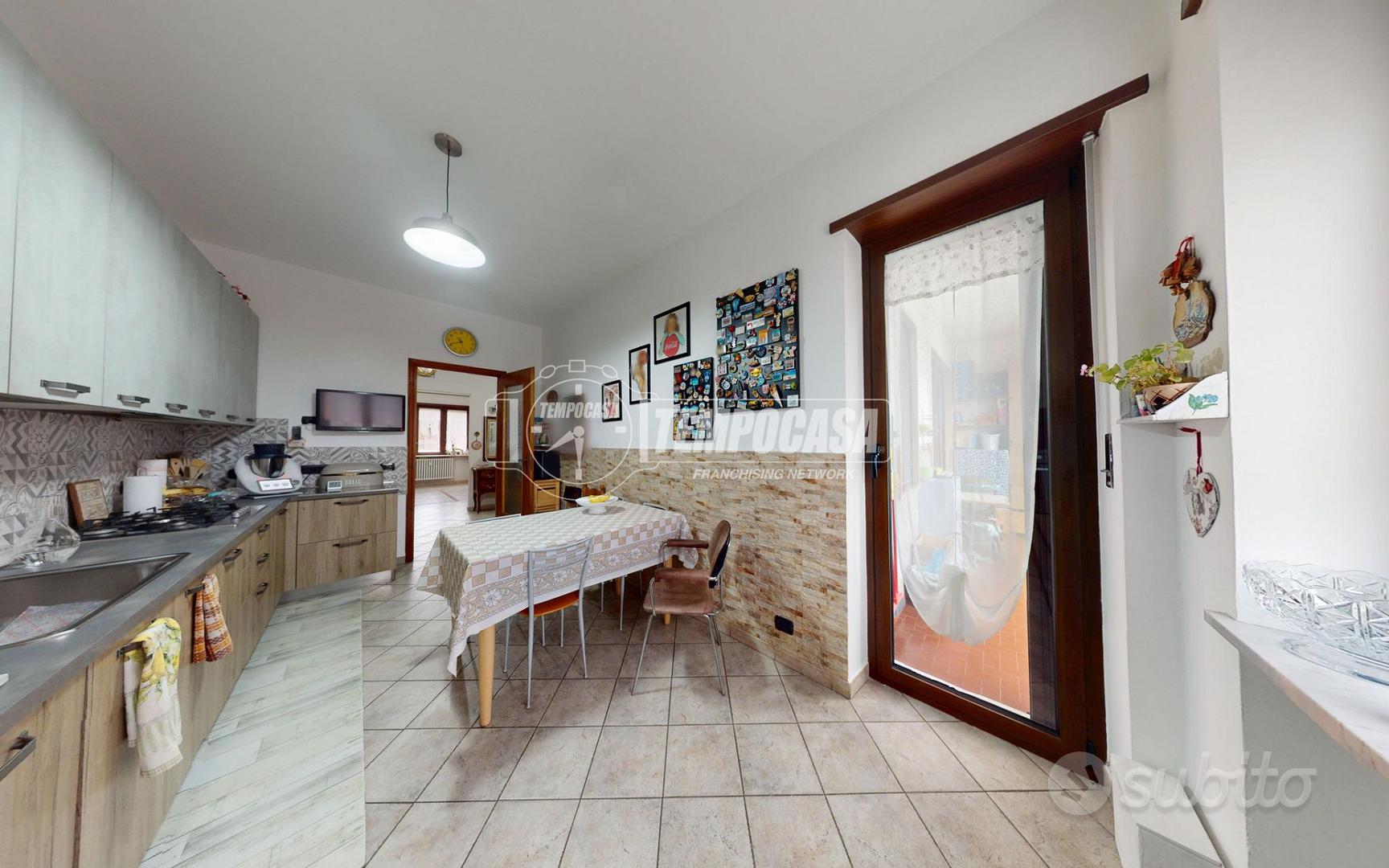 Apartment in Volpiano, Torino - Vista 6