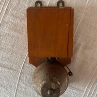 Campanella scolastica antica in legno