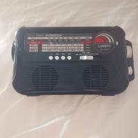“Radio Wisdom XC-5004 multibanda solare USB LED