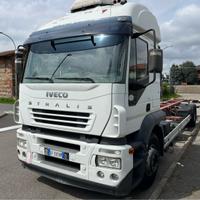 Iveco Stralis 2 assi - 180 ql porta casse 9,60 mt