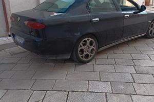 Alfa romeo 166 cilindrata, 2.4 anno 2004, €1000