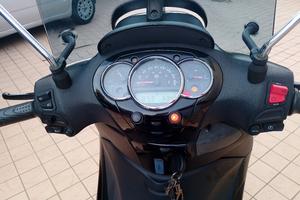 Scooter Piaggio Beverly mod police 300 cc