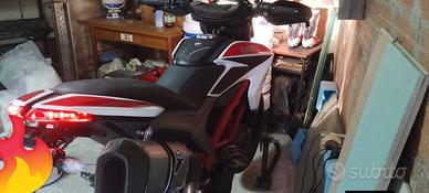 Hypermotard 821 SP