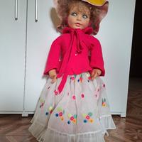 Bambola in pannolenci