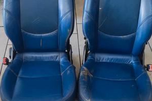 Sedili in pelle blu Smart 450