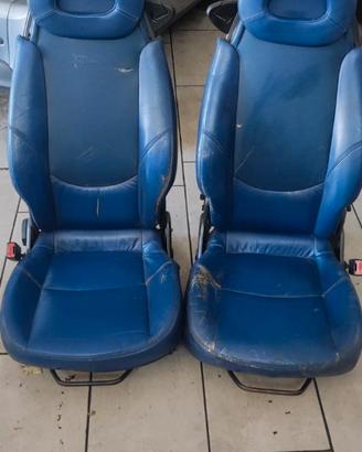 Sedili in pelle blu Smart 450