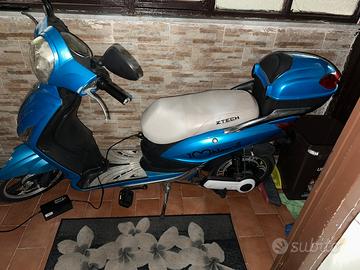 Scooter eletrico ztec