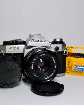 Canon AE-1 Program + 50mm f/1.8 REVISIONATA