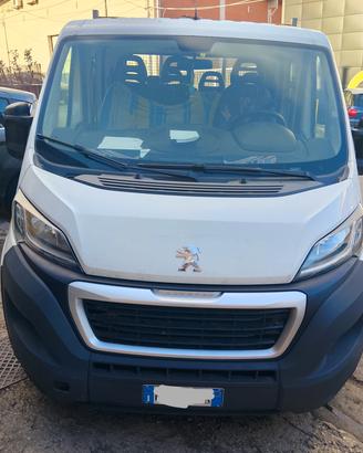 Furgone peugeot boxer 7 posti 