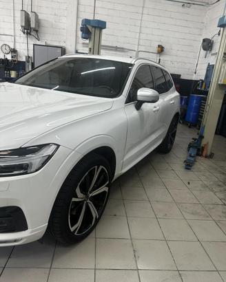 Volvo xc60 R-DESIGN D4 AWD