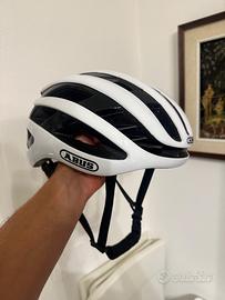 Casco ABUS AirBreaker Bianco/Nero – Taglia M