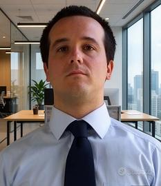 Impiegato commissioni fiduciarie