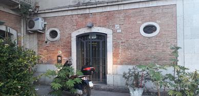 Negozio/locale commer/ ufficio piazza immacolata