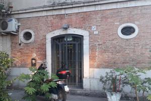 Negozio/locale commer/ ufficio piazza immacolata