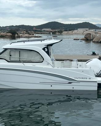 Beneteau Antares 8 v2