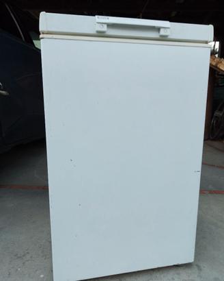 Congelatore a pozzo Ignis