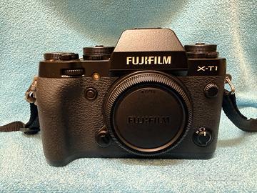 Fuji X-T1  2300scatti