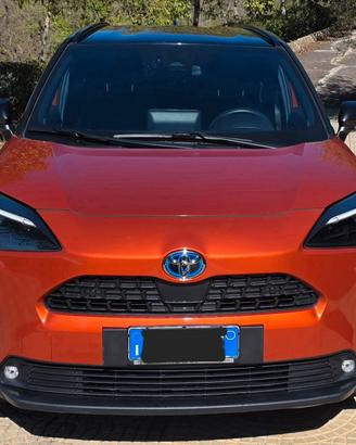  Toyota Iaris Cross Hybrid, 116 CV, Orange Edition