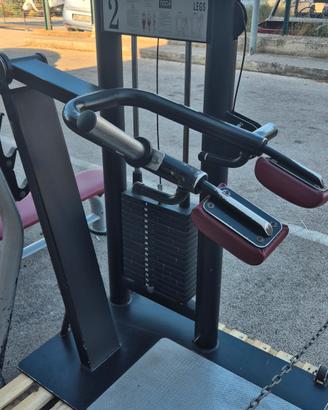attrezzi palestra
