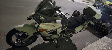 moto Honda Shadow 600 e Honda varadero 1000