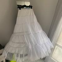 Sottogonna ampia con cerchio