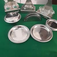 set da tavola in vetro e acciaio inox