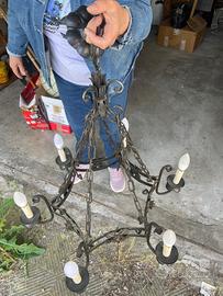 Lampadario ferro battuto
