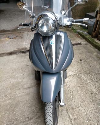 Piaggio Beverly 500 cruiser i.e.