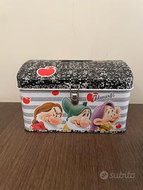 Salvadanaio in metallo di Biancaneve