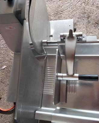 Affettatrice 220 volt
