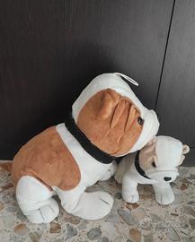 mamma e figlio bulldog peluche