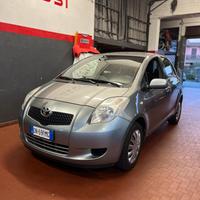 Toyota yaris 1.0
