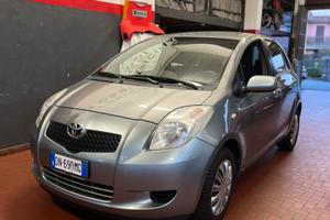 Toyota yaris 1.0