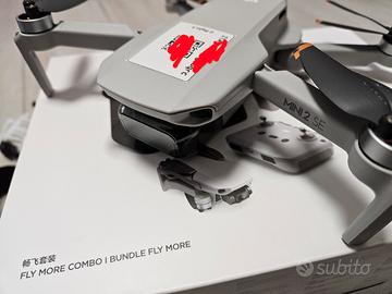 Drone DJI Mini 2 SE - Fly More Combo