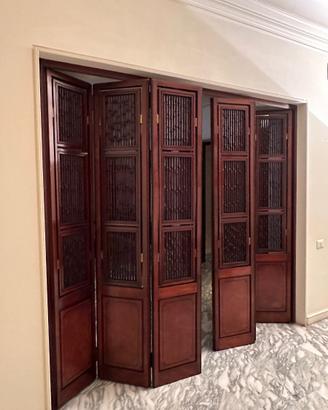 Coppia di porte a "soffietto"
