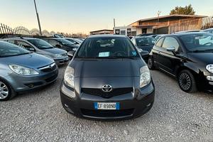 Toyota Yaris 1.3 5 porte Sol