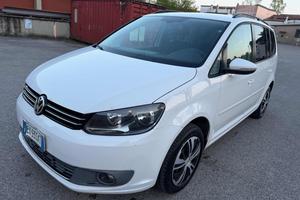 VOLKSWAGEN Touran 1.4 TSI Highline EcoFuel senza