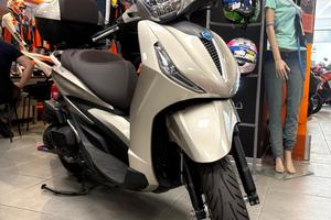 Piaggio Beverly 400 FULL OPTIONAL - FINANZIBILE 10