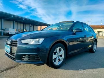 Audi A4 2.0 TDI 122 CV S tronic Sport TETTO PANORA