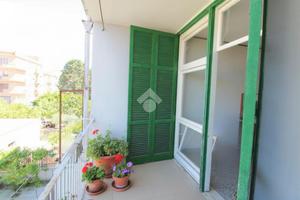 3 LOCALI A LUCERA