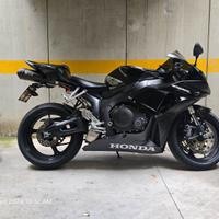 Honda CBR 1000 RR - 2006 IMPECCABILE