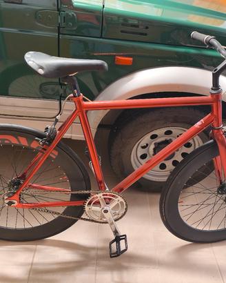 bicicletta fixed
