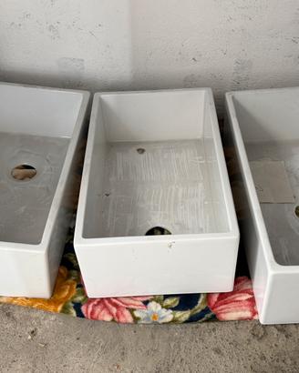 Lavabo d’appoggio in ceramica