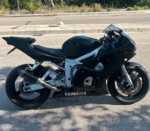 YAMAHA YZF R6 “00
