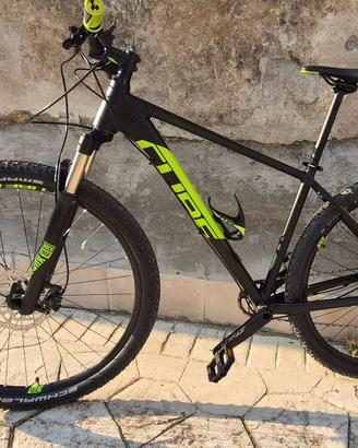 Bicicletta CUBE ACID 29 Tg. L