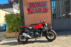 Royal Enfield Guerrilla 450 Apex Red