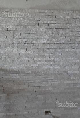 Listelli lavorati di pietra naturale