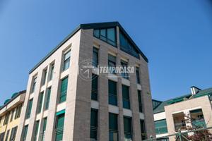 Del 2007 panoramico ultimo piano! Pluriservizi, te