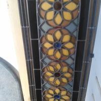 Vecchio vetro colorato a piombo