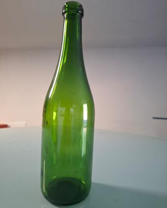 Bottiglie da vino vuote